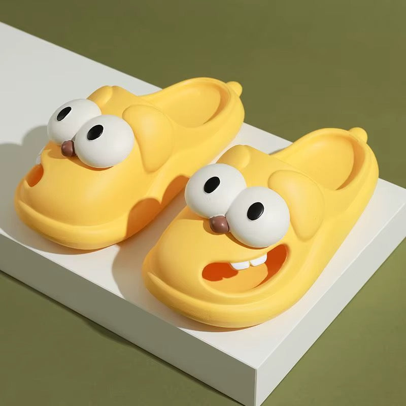 SharkBite ™ Kissing Slippers