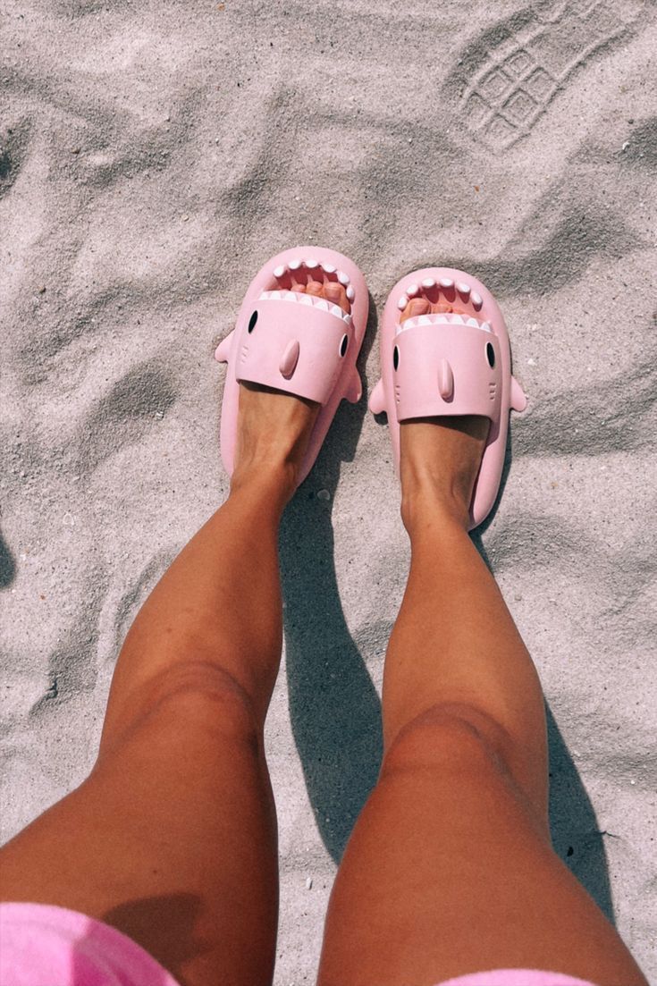 SharkBite™ Originals Shark Slides